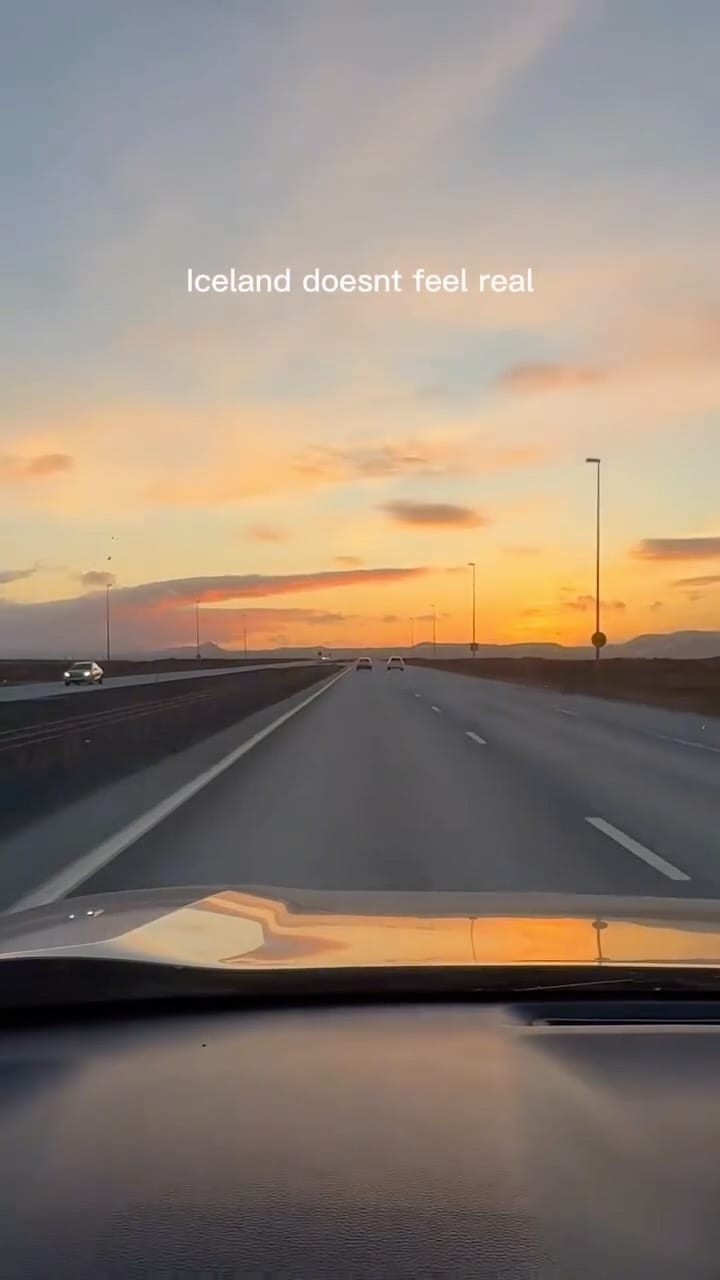Post 3 by Maria Khan-Zuberi | Chicago Lifestyle & Travel on Instagram (video)