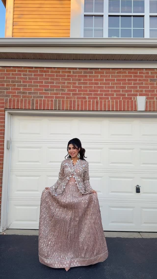 Post 7 by Maria Khan-Zuberi | Chicago Lifestyle & Travel on Instagram (video)