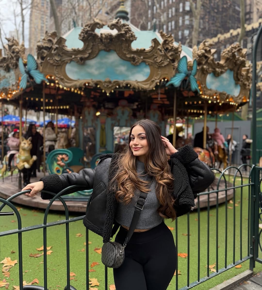 Post 5 by Camila Nicole Auz M on Instagram (carousel)