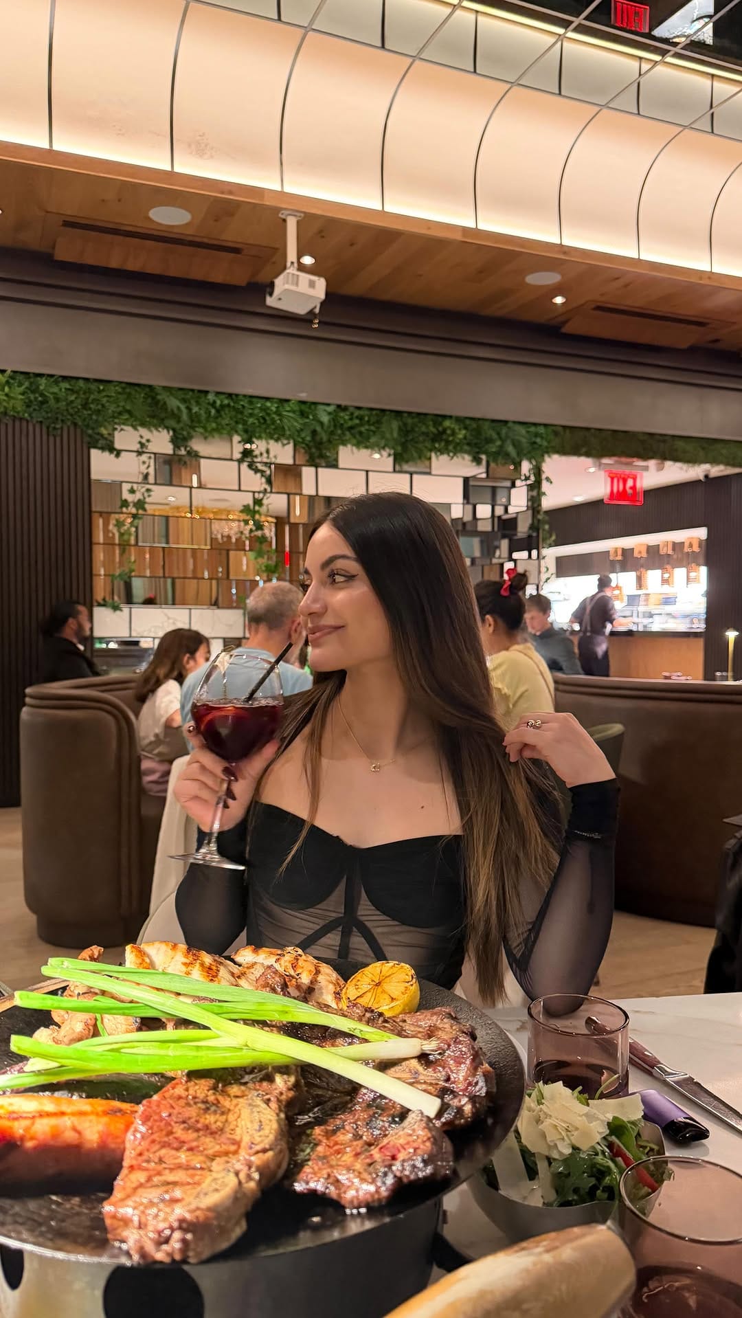 Post 8 by Camila Nicole Auz M on Instagram (video)
