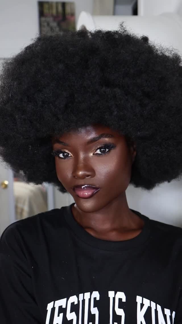 Post 6 by Sonia Tucker on Instagram (video)