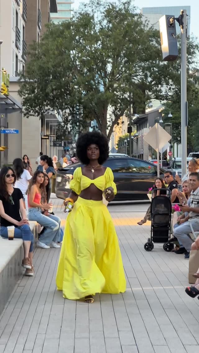 Post 10 by Sonia Tucker on Instagram (video)