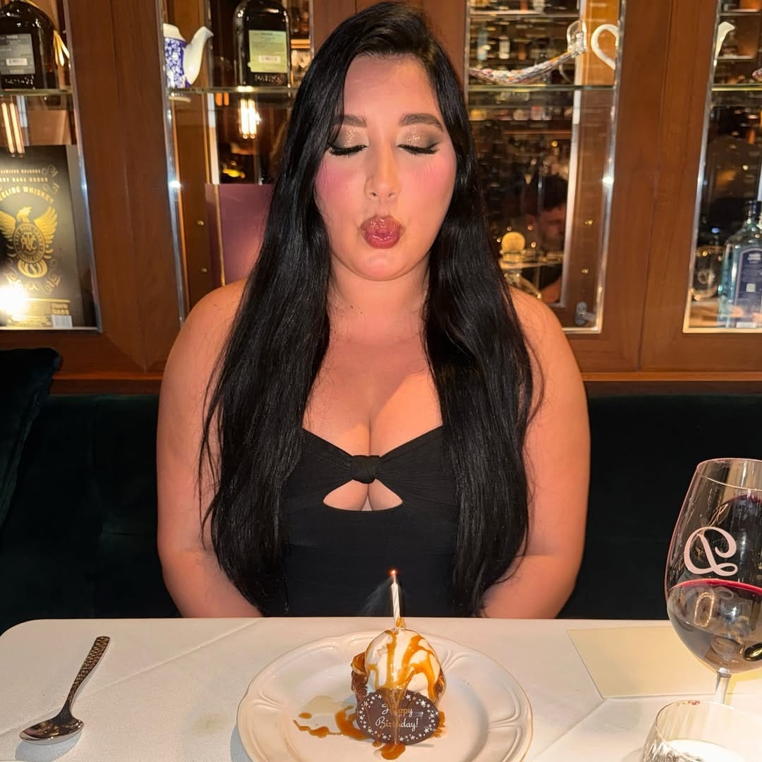 Post 2 by 𝑫𝒂𝒏𝒊𝒆𝒍𝒂 𝒁𝒖𝒍𝒖𝒆𝒕𝒂 on Instagram (carousel)