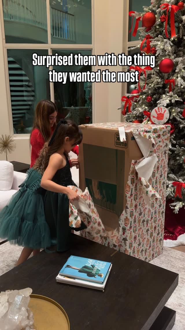 Post 10 by Karla Marquez on Instagram (video)