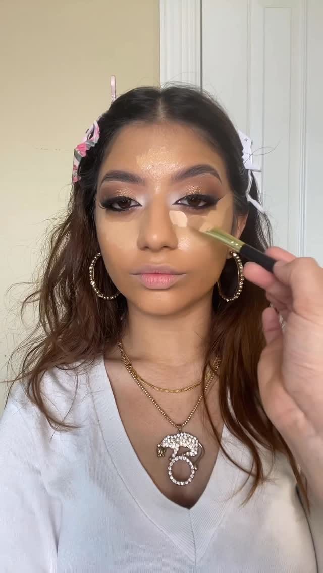 Post 9 by Fatima Sohani on Instagram (video)