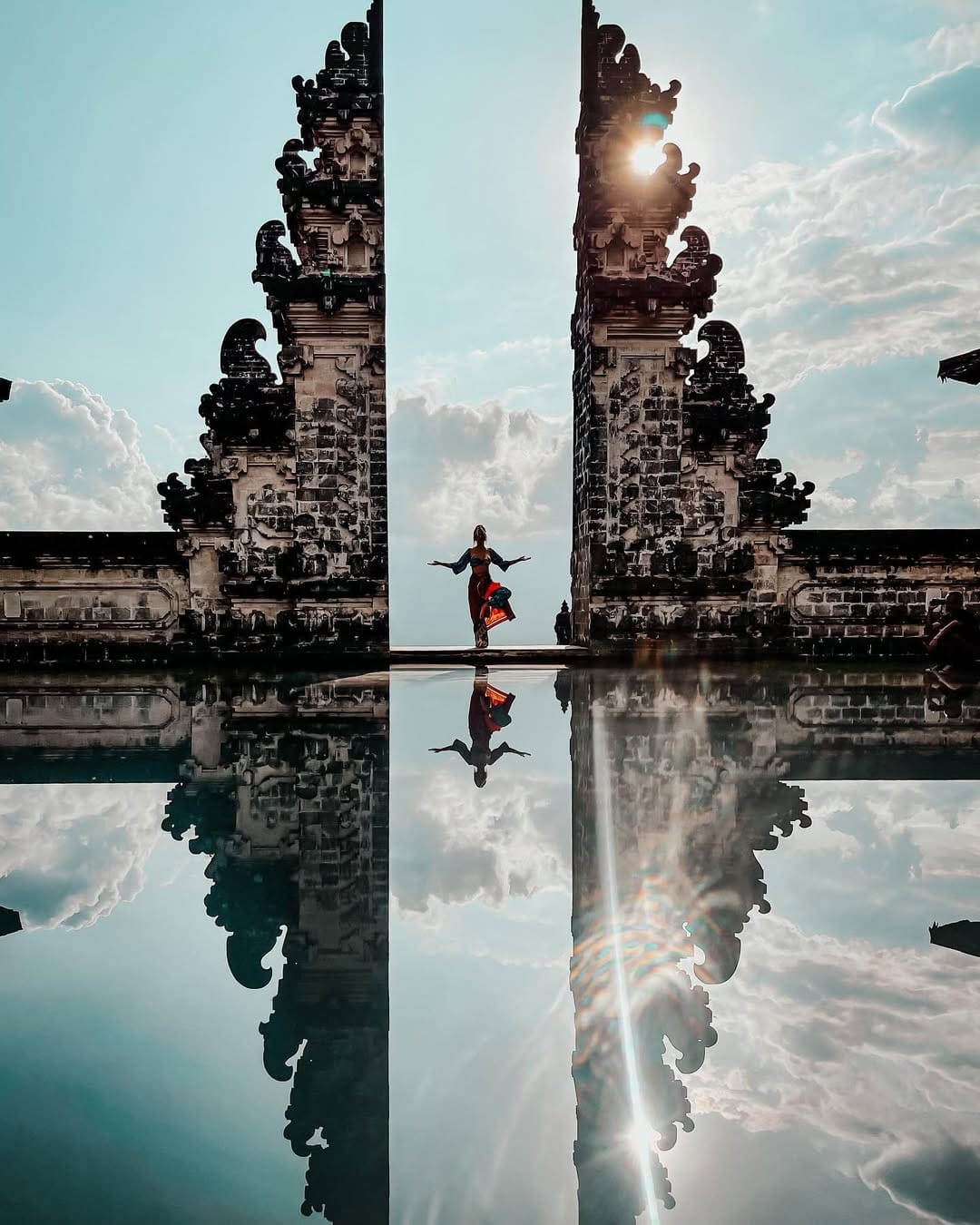 Post 10 by M A R I A N A  M C D O N A L D on Instagram (carousel)