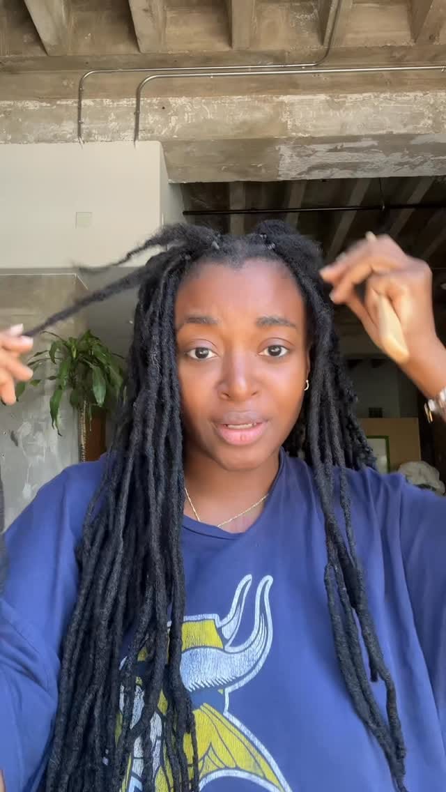 Post 10 by Zakiya Asha | Makeup/ Lifestyle Content Creator on Instagram (video)