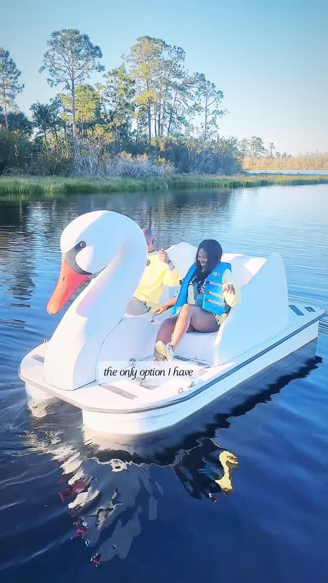 Post 4 by Titi Camara on Instagram (video)