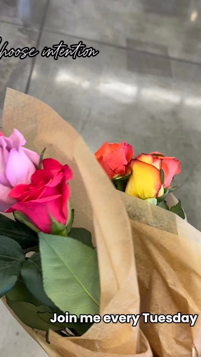 Post 2 by 🆃🅴🆂🅷🅰 🅹 🌸 on Instagram (video)