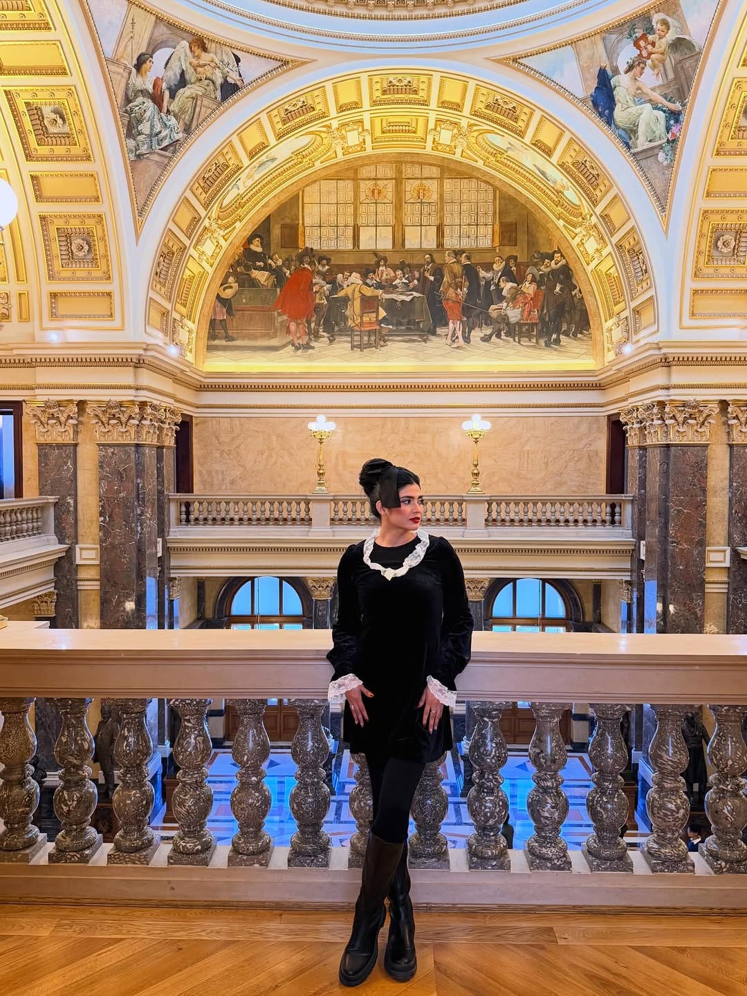 Post 7 by 𝗥𝗜𝗡𝗘𝗟𝗟 - TRAVEL & LIFESTYLE on Instagram (carousel)