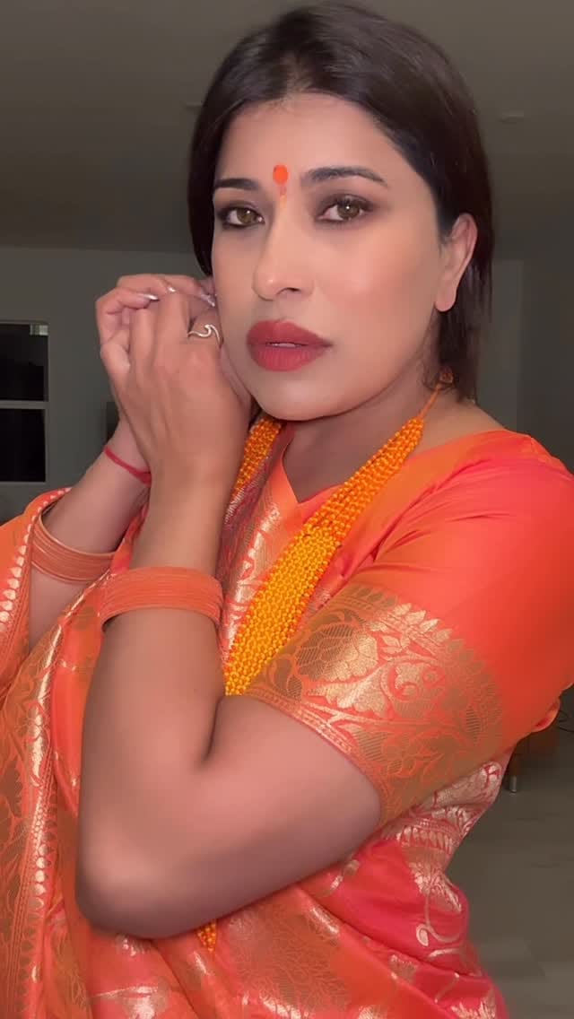 Post 3 by PALLAVI GOWDA on Instagram (video)