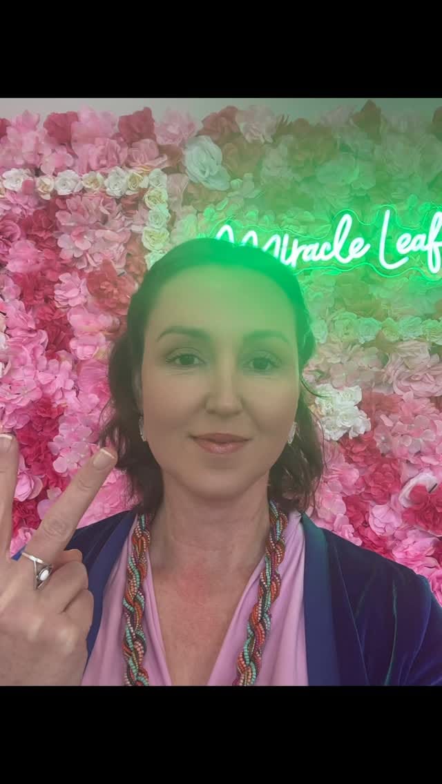 Post 6 by Constance on Instagram (video)