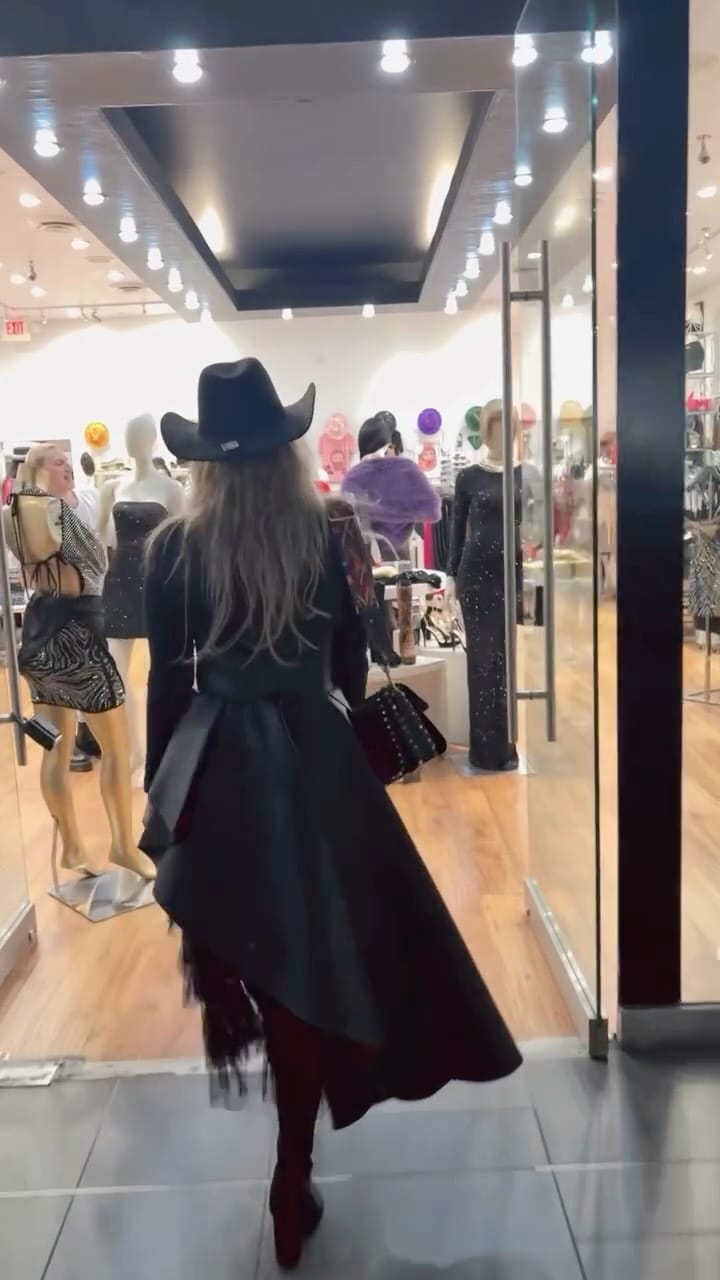 Post 4 by Rashida A Azizi on Instagram (video)