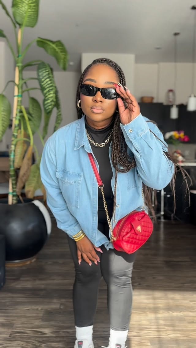 Post 5 by JEWEL C on Instagram (video)