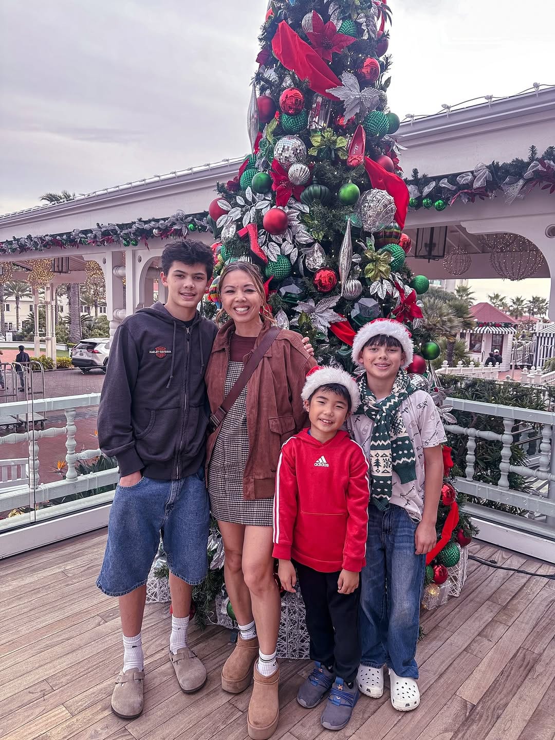 Post 9 by SUSAN on Instagram (carousel)