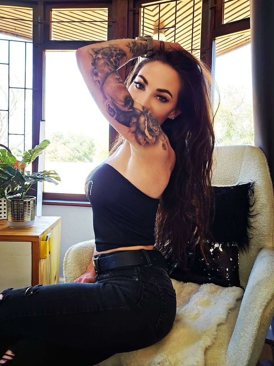 Post 10 by Melanie Jacorien Aylward on Instagram (image)