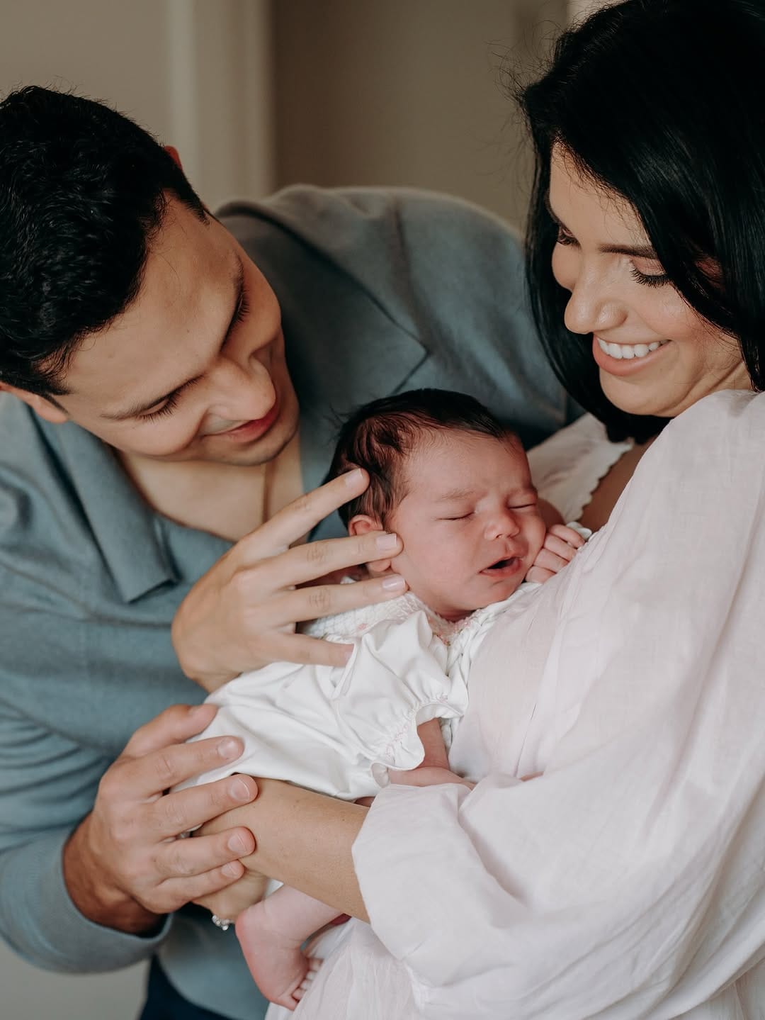 Post 8 by For𝒕𝒉𝒆FutureYou Photo Co. | Family Photographers on Instagram (carousel)