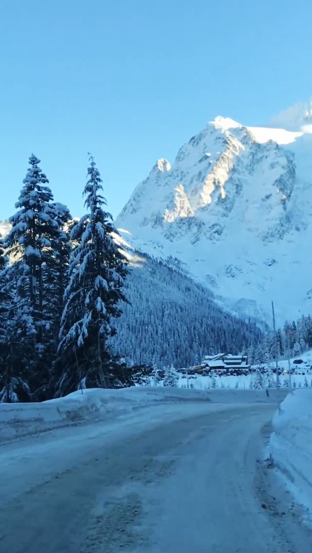 Post 6 by Heena | Adventures & Lifestyle on Instagram (video)