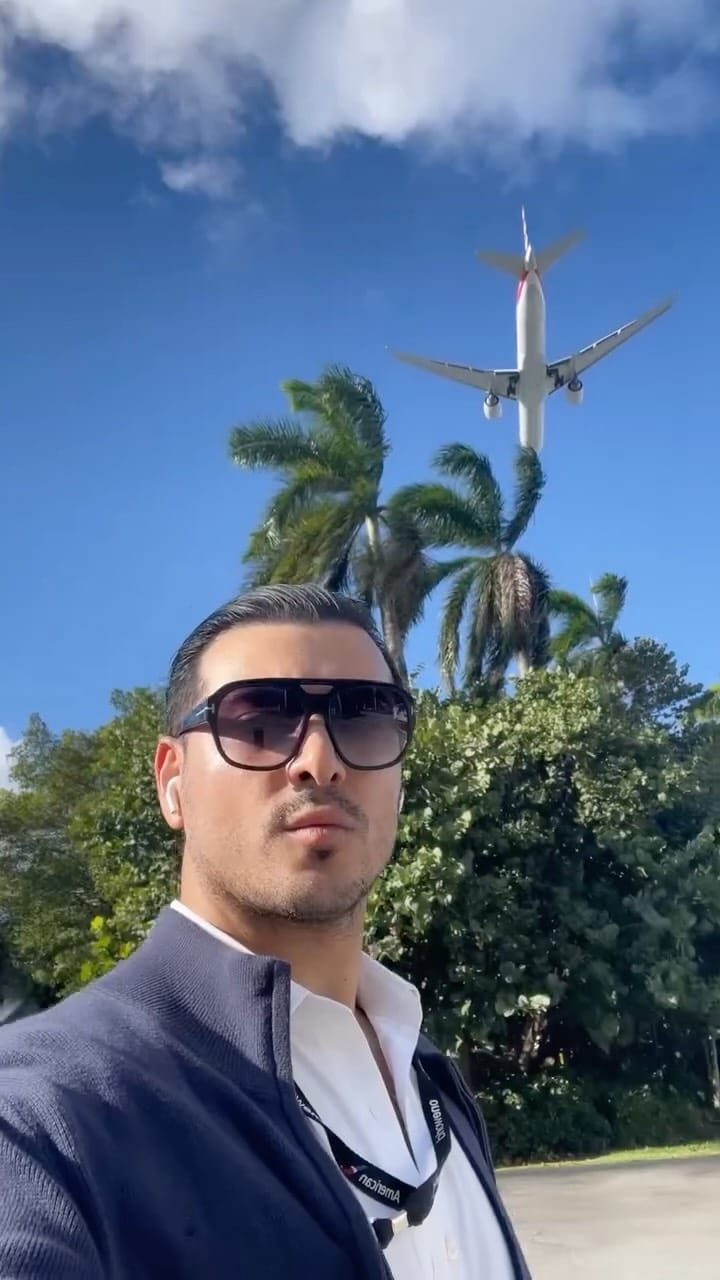 Post 4 by Ronny Clooney. creative fashion stylist/perfumer on Instagram (video)