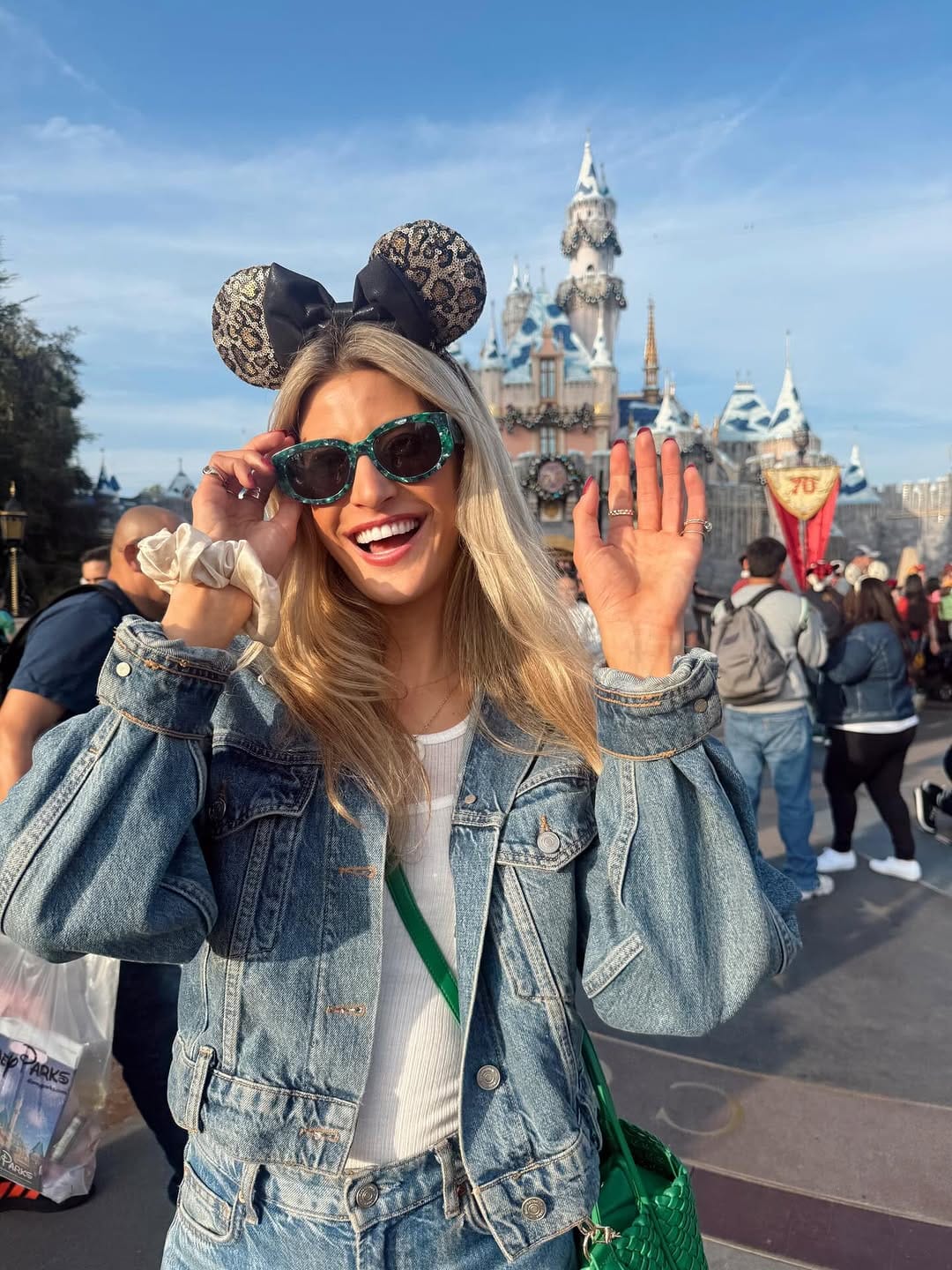 Post 2 by LIV on Instagram (carousel)