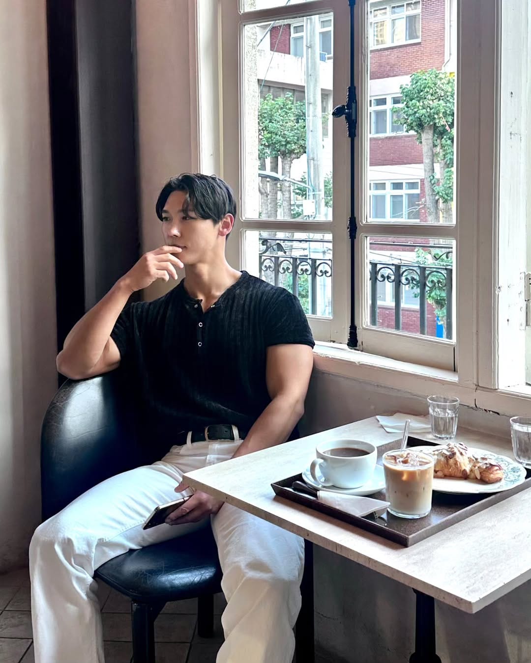 Post 1 by 윤 대 우 [양정pt 부산pt 슈퍼머슬짐] on Instagram (image)