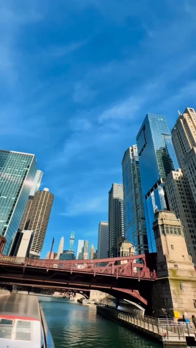 Post 3 by Justin Curry on Instagram (video)