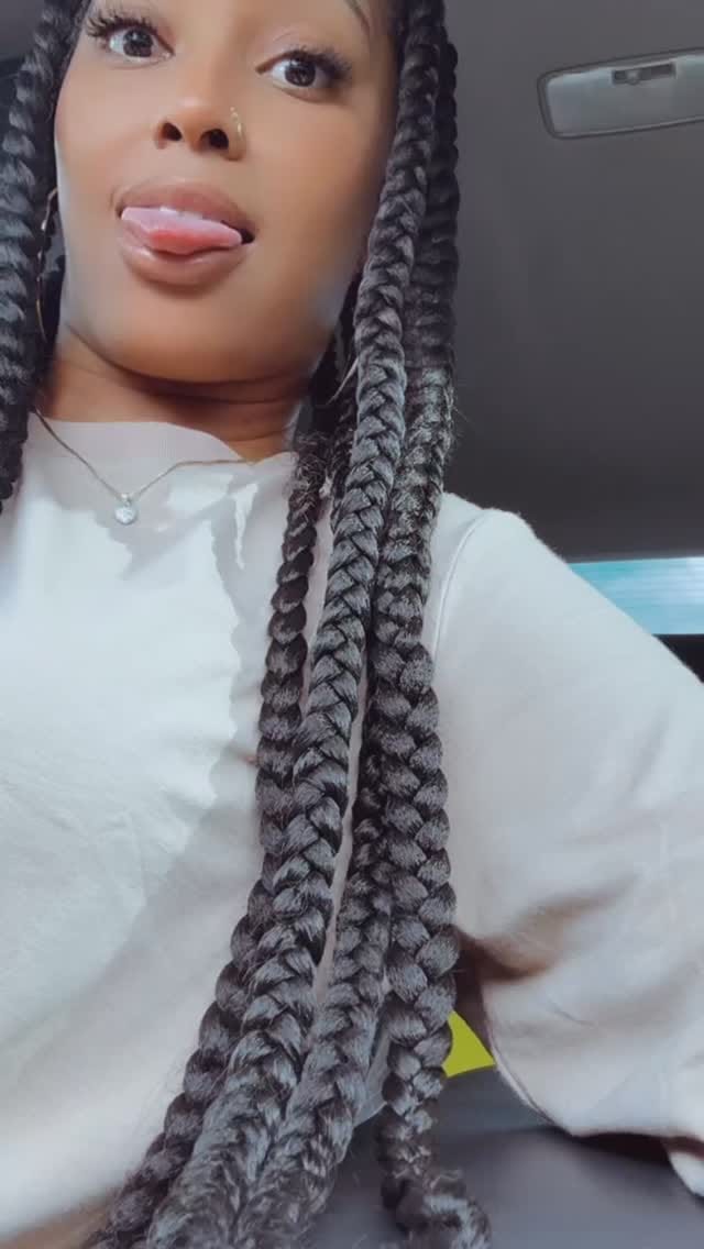 Post 5 by Houston Braider & Hair Stylist on Instagram (video)