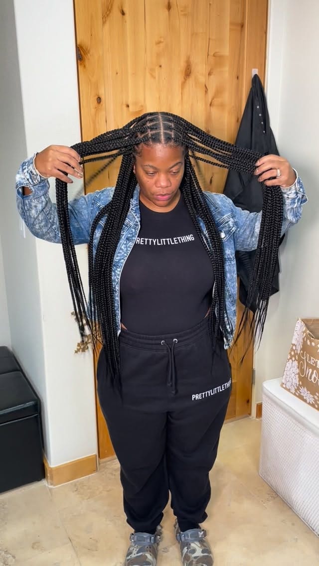 Post 4 by Houston Braider & Hair Stylist on Instagram (video)