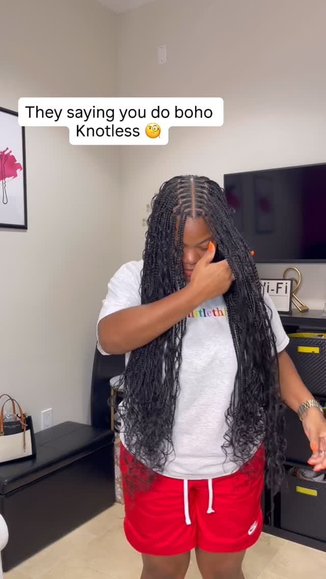 Post 6 by Houston Braider & Hair Stylist on Instagram (video)