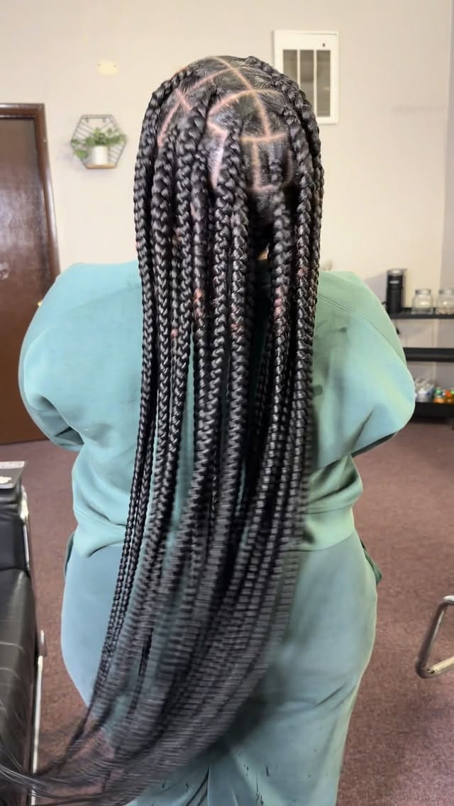 Post 5 by Denise-Love-Braids on Instagram (video)