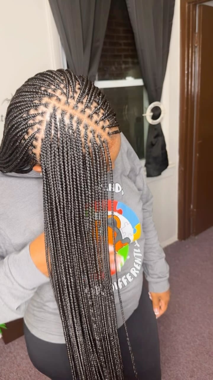 Post 10 by Denise-Love-Braids on Instagram (video)