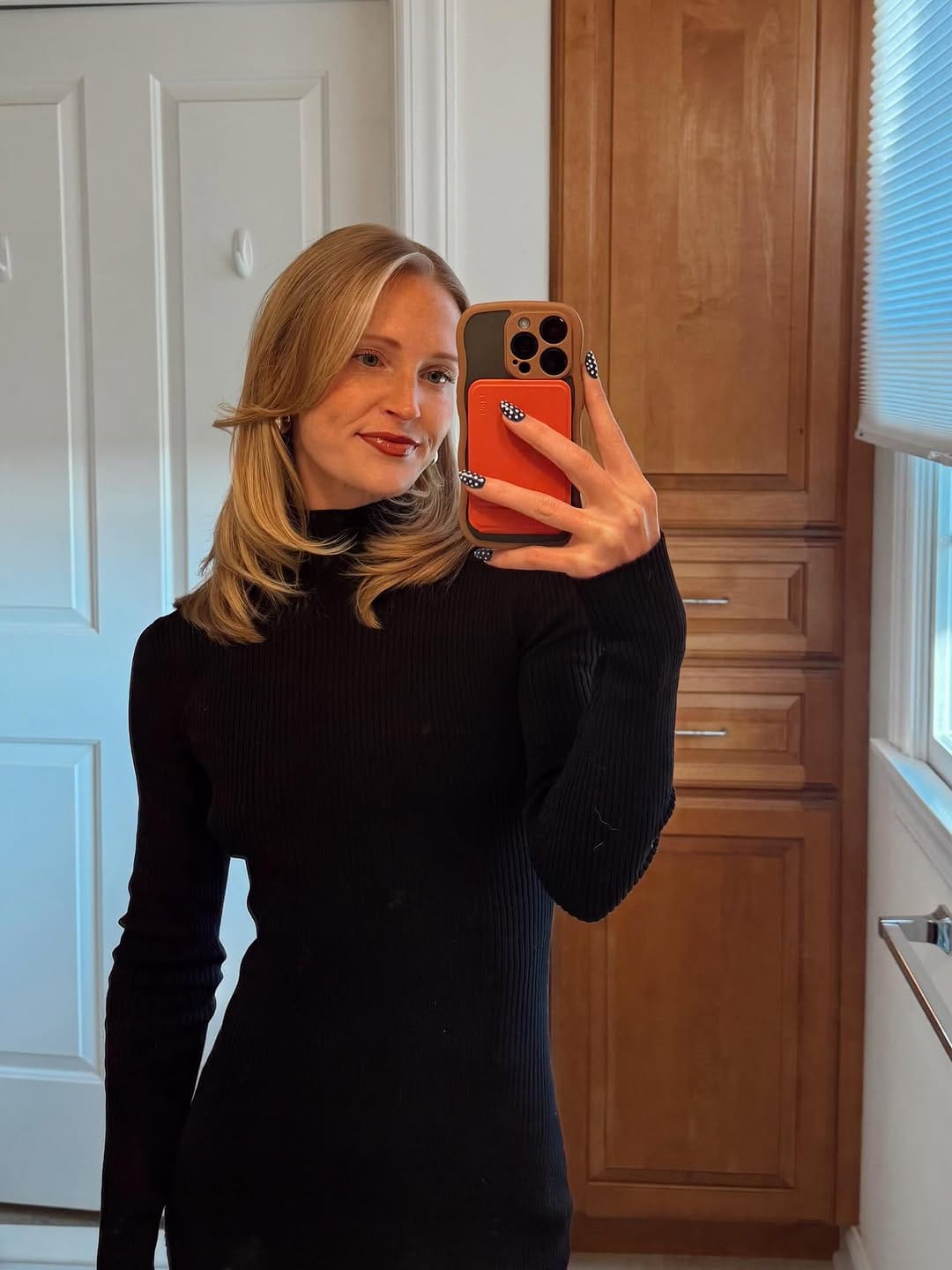 Post 5 by Emma Anderson | Personal Trainer + Online Fitness Coach on Instagram (carousel)