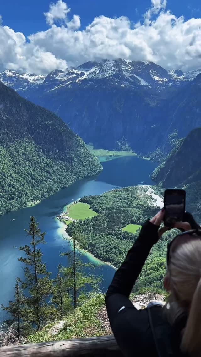 Post 2 by Marie Likavcová on Instagram (video)