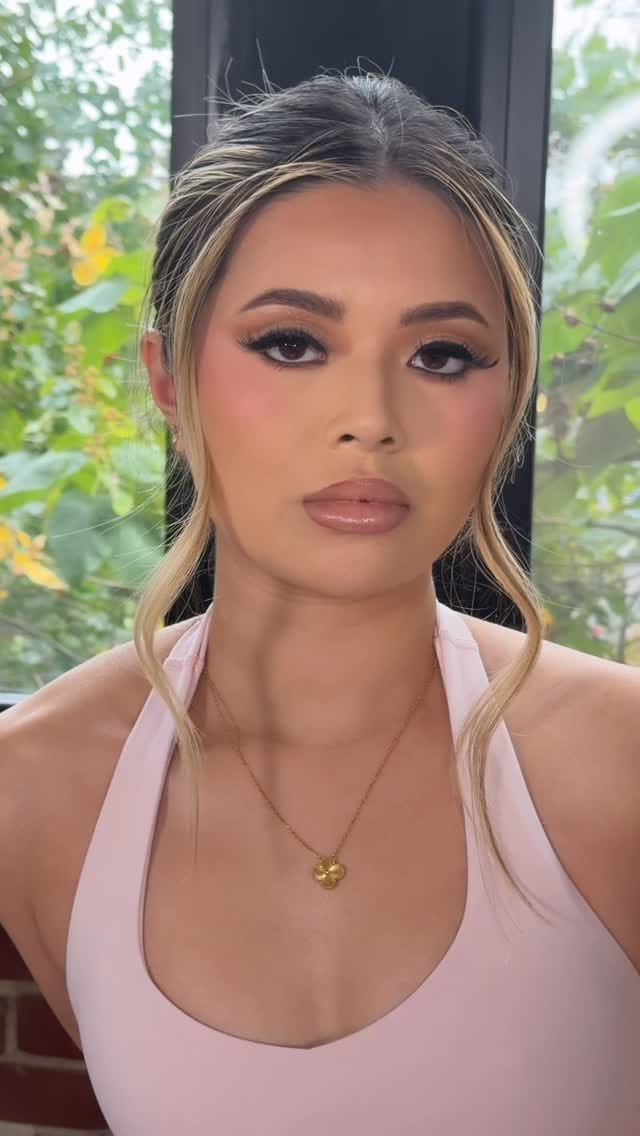 Post 5 by PHILLY MUA on Instagram (video)