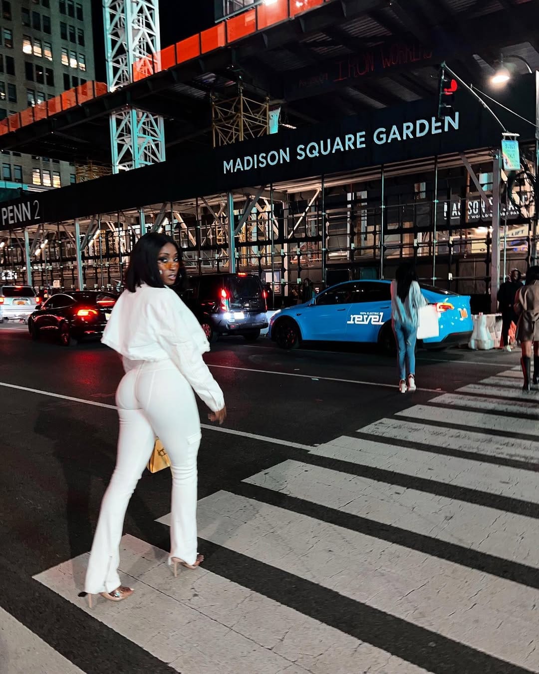 Post 9 by Nneoma 💋 on Instagram (carousel)