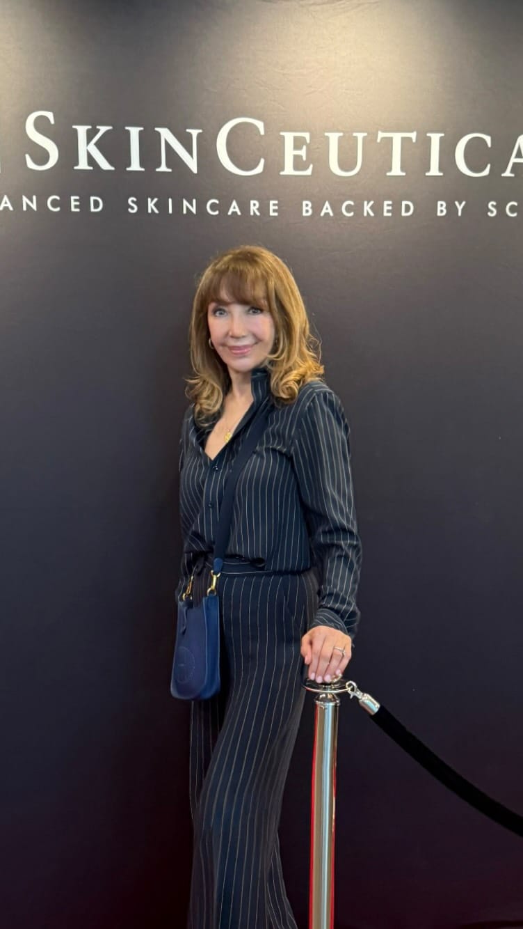 Post 5 by Veronica Barton Schwartz on Instagram (video)