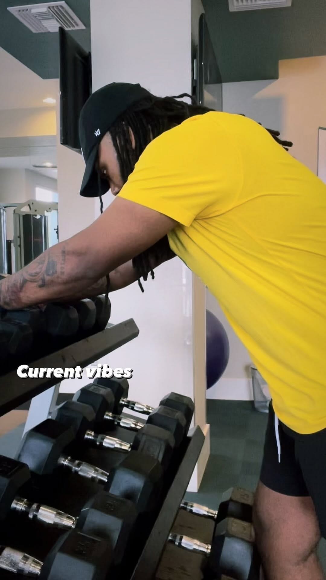 Post 8 by STEF | FITNESS💫 on Instagram (video)