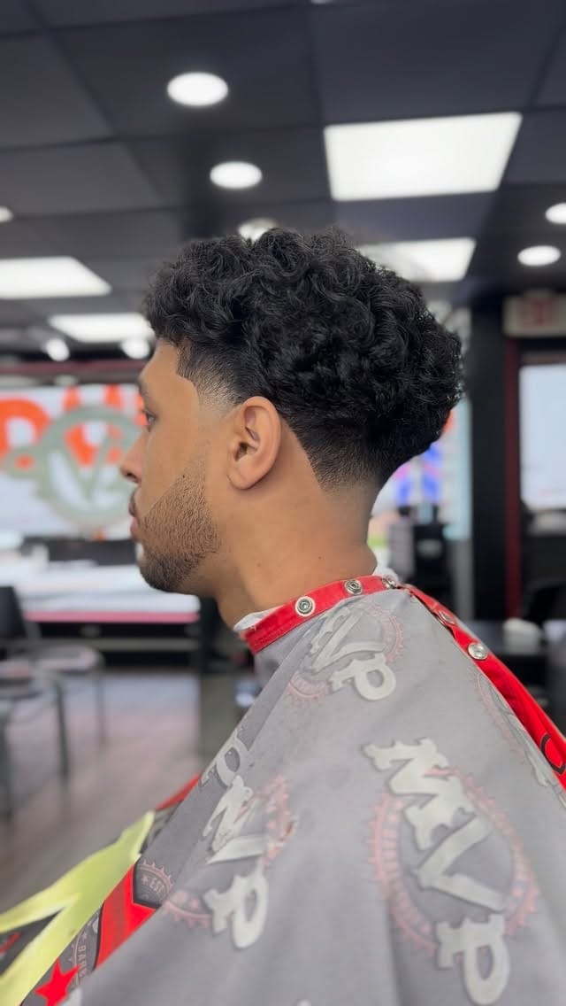 Post 1 by 𝒦𝑒𝒾𝓁𝒶 𝒮𝒾𝑒𝓇𝓇𝒶 on Instagram (video)