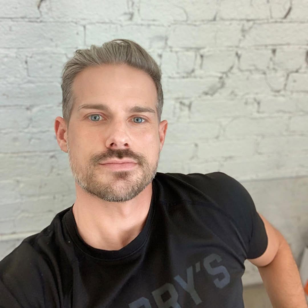 Post 8 by Chris Hudson on Instagram (image)