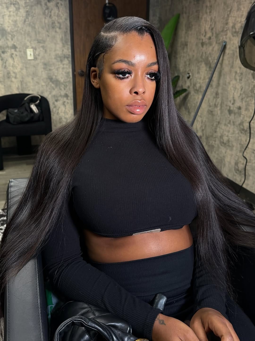 Post 9 by HTX / NYC HAIRSTYLIST 🩵 on Instagram (image)