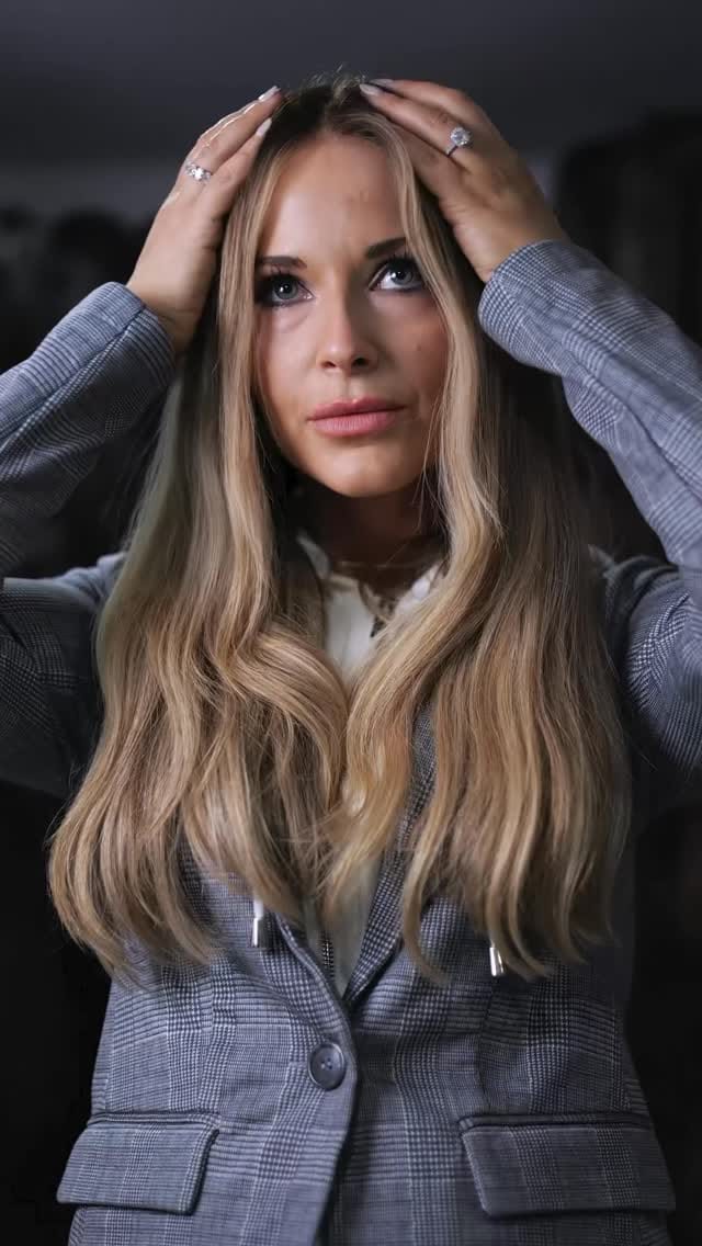 Post 4 by Yaffie Begun Wigs on Instagram (video)
