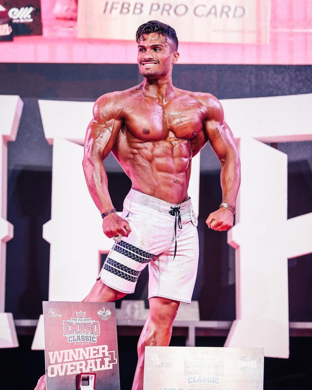 Post 9 by Alessio Sbizzera IFBB PRO | The SelfMade on Instagram (carousel)