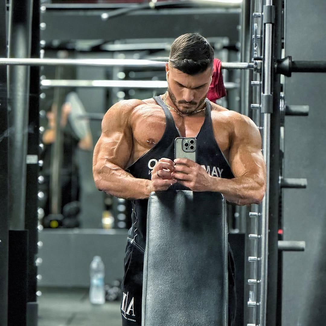 Post 7 by Alessio Sbizzera IFBB PRO | The SelfMade on Instagram (image)