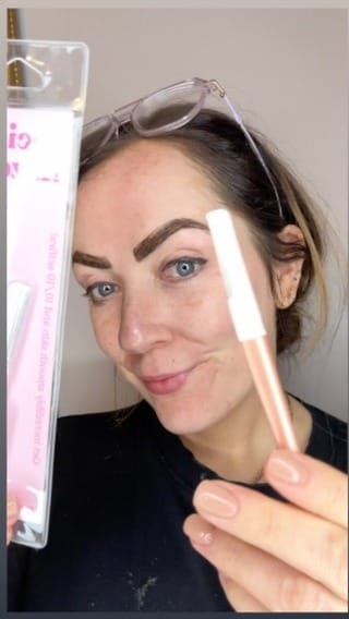 Post 8 by Womens razors on Instagram (video)