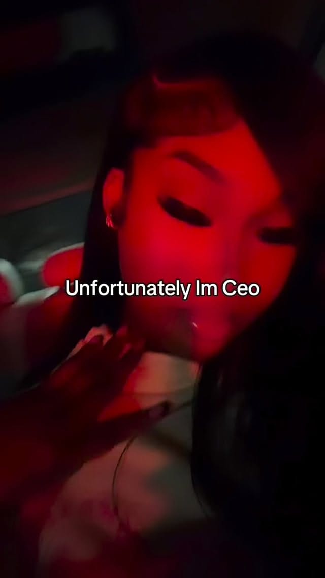 Post 3 by #SLIMEBRAT, on Instagram (video)