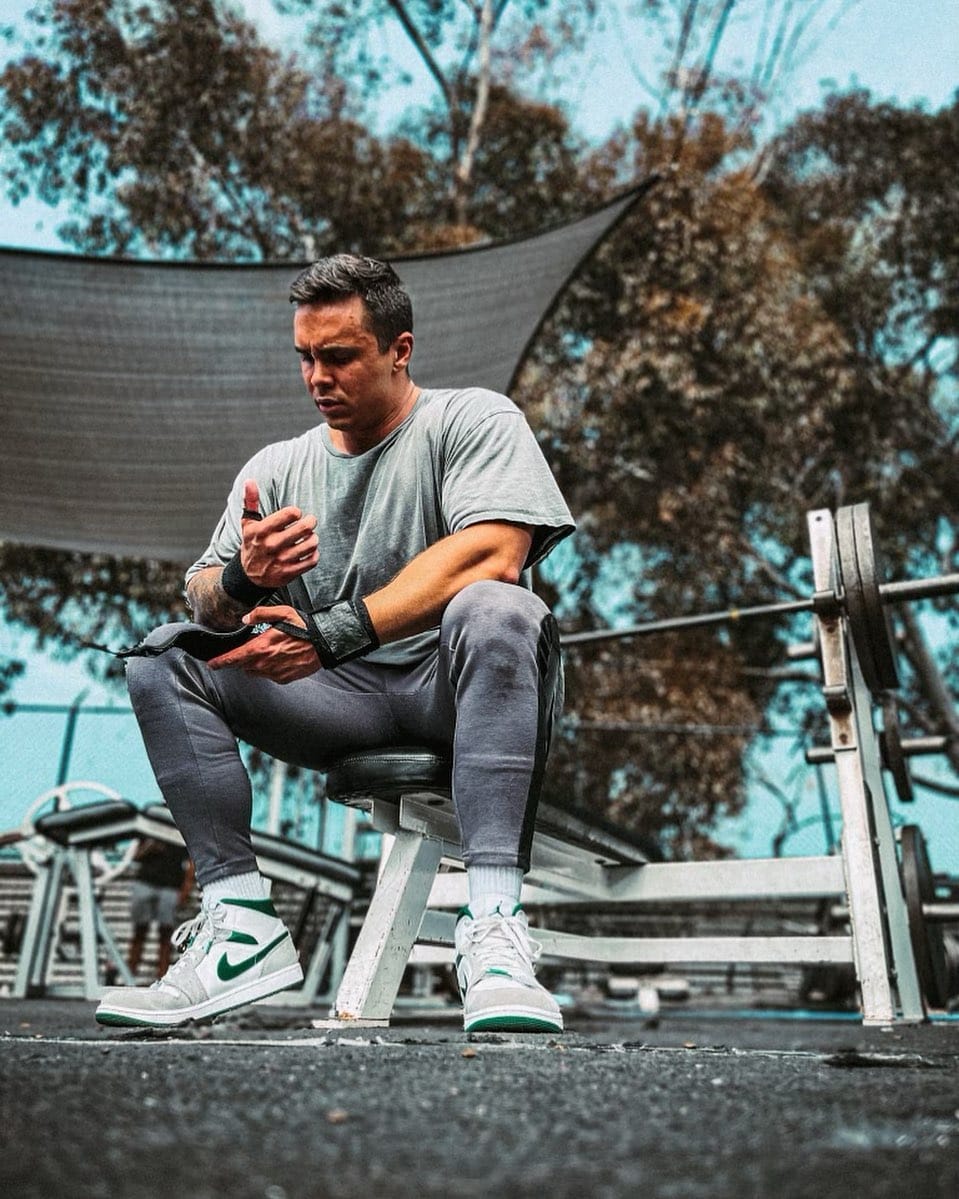 Post 9 by Jarett , CPT & Nutritionist on Instagram (image)