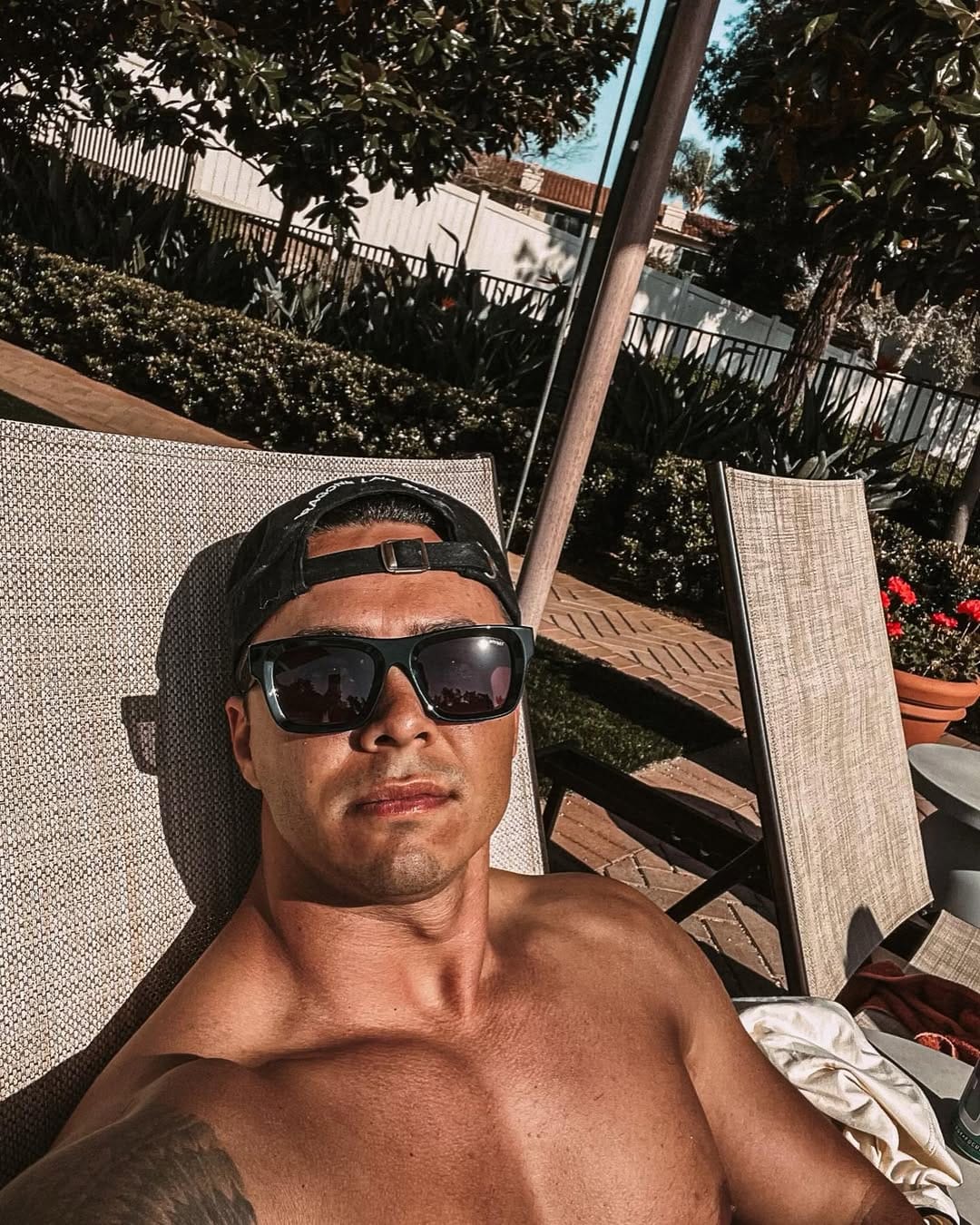 Post 10 by Jarett , CPT & Nutritionist on Instagram (image)