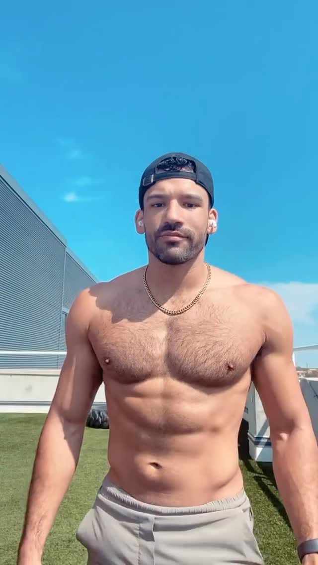 Post 1 by Marcus Allen on Instagram (video)