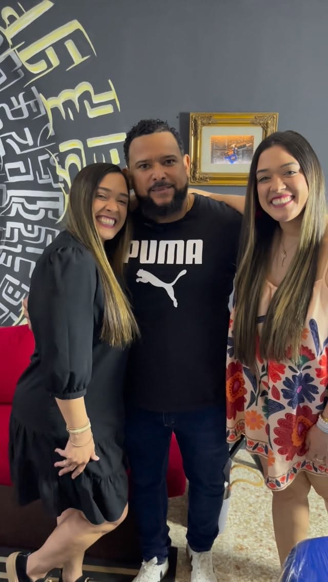 Post 2 by Larissa Yepez on Instagram (video)