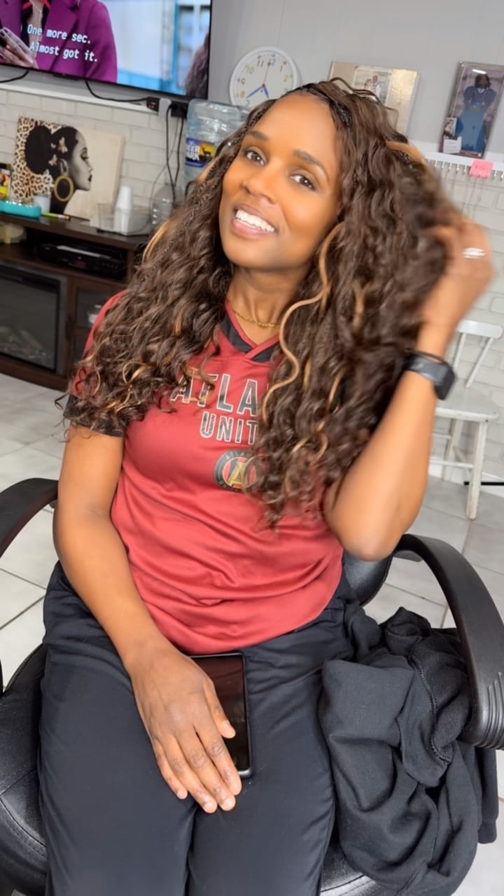 Post 4 by Styles By Tashi💋 on Instagram (video)